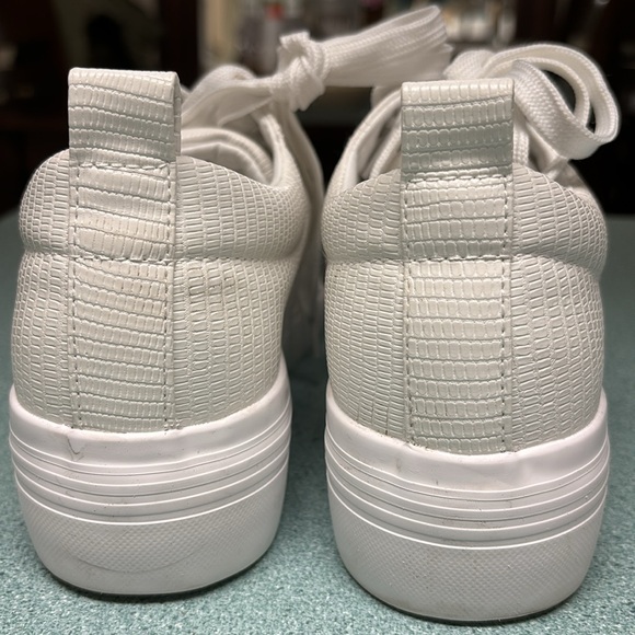 JABASIC Women Lace Up Platform Sneakers - Picture 10 of 11